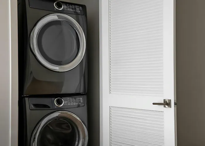 Sonder By Marriott Bonvoy Artesa Apartments West Queen West Toronto