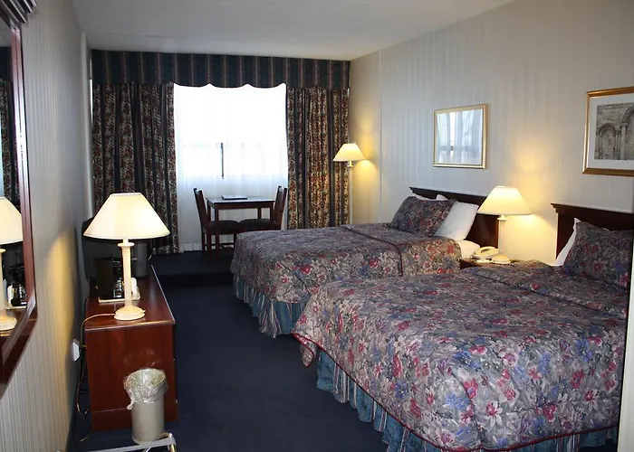 Toronto Plaza Airport Hotel